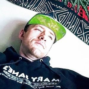 Meet your Posher, Mikey